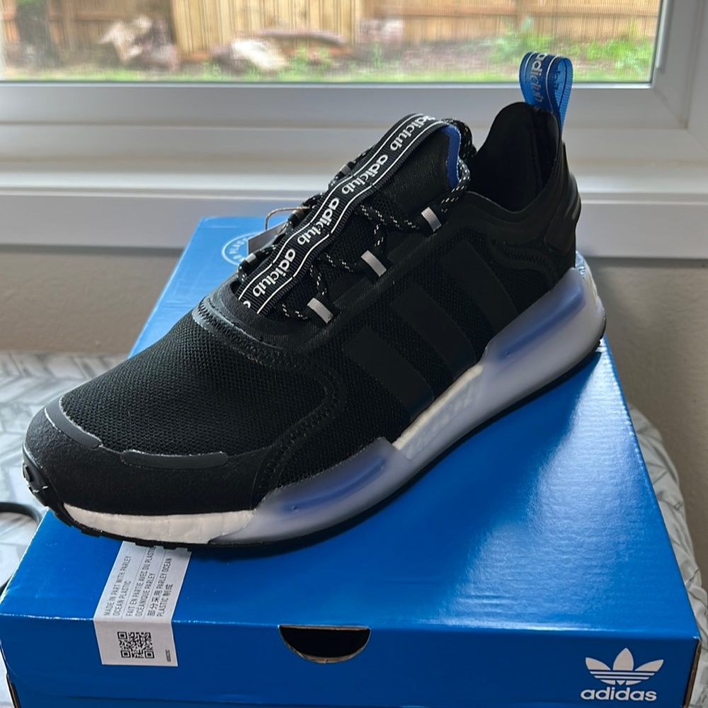 Adidas NMD V3 NEW